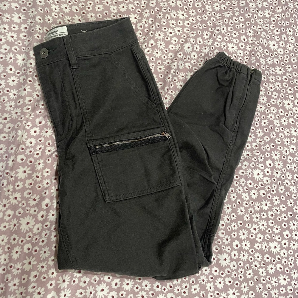 Women’s REI trail smith joggers